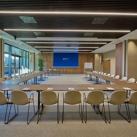 Radisson Blu Hotel, Bergamo Choruslife ภายนอก รูปภาพ