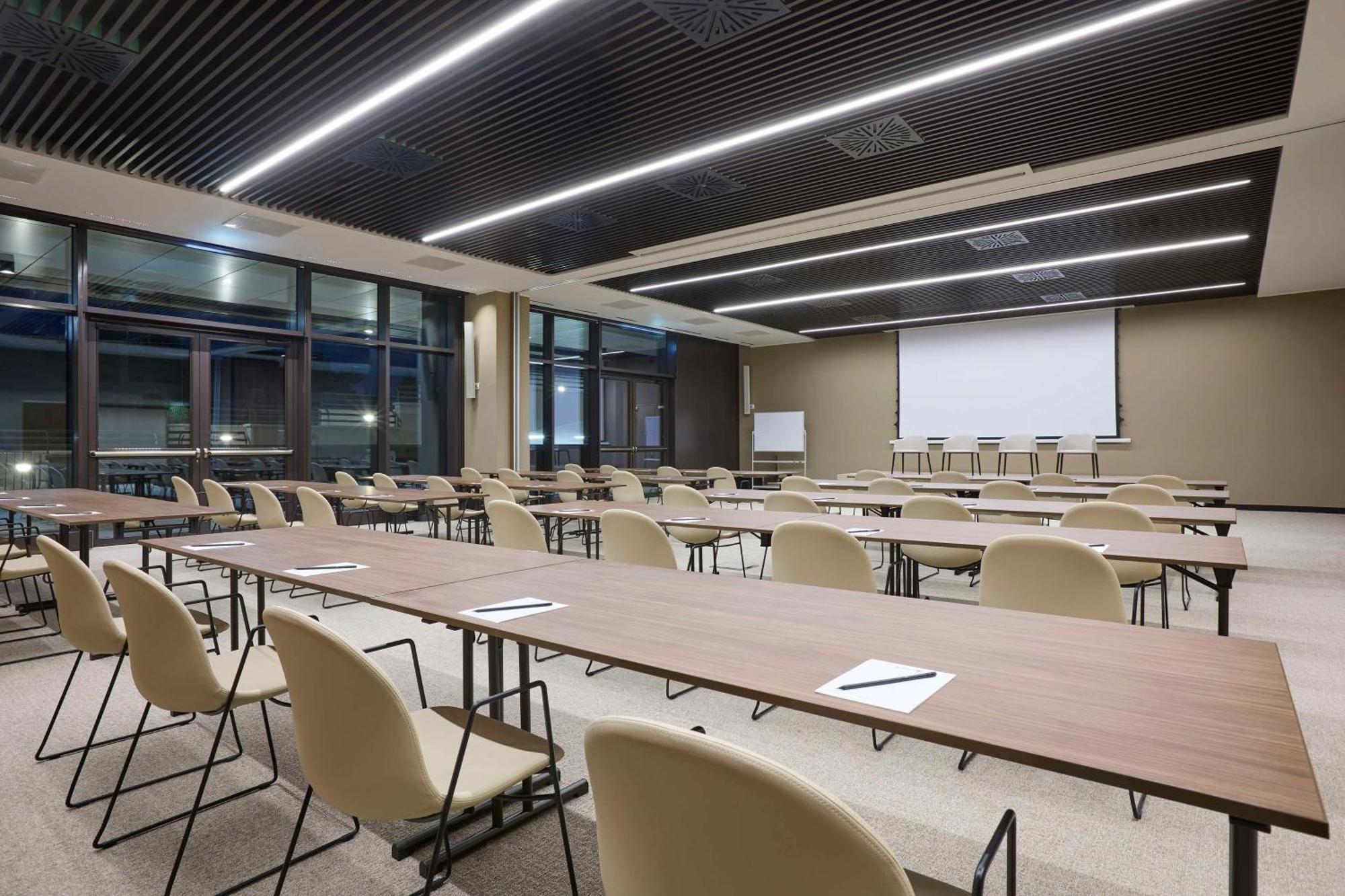 Radisson Blu Hotel, Bergamo Choruslife ภายนอก รูปภาพ