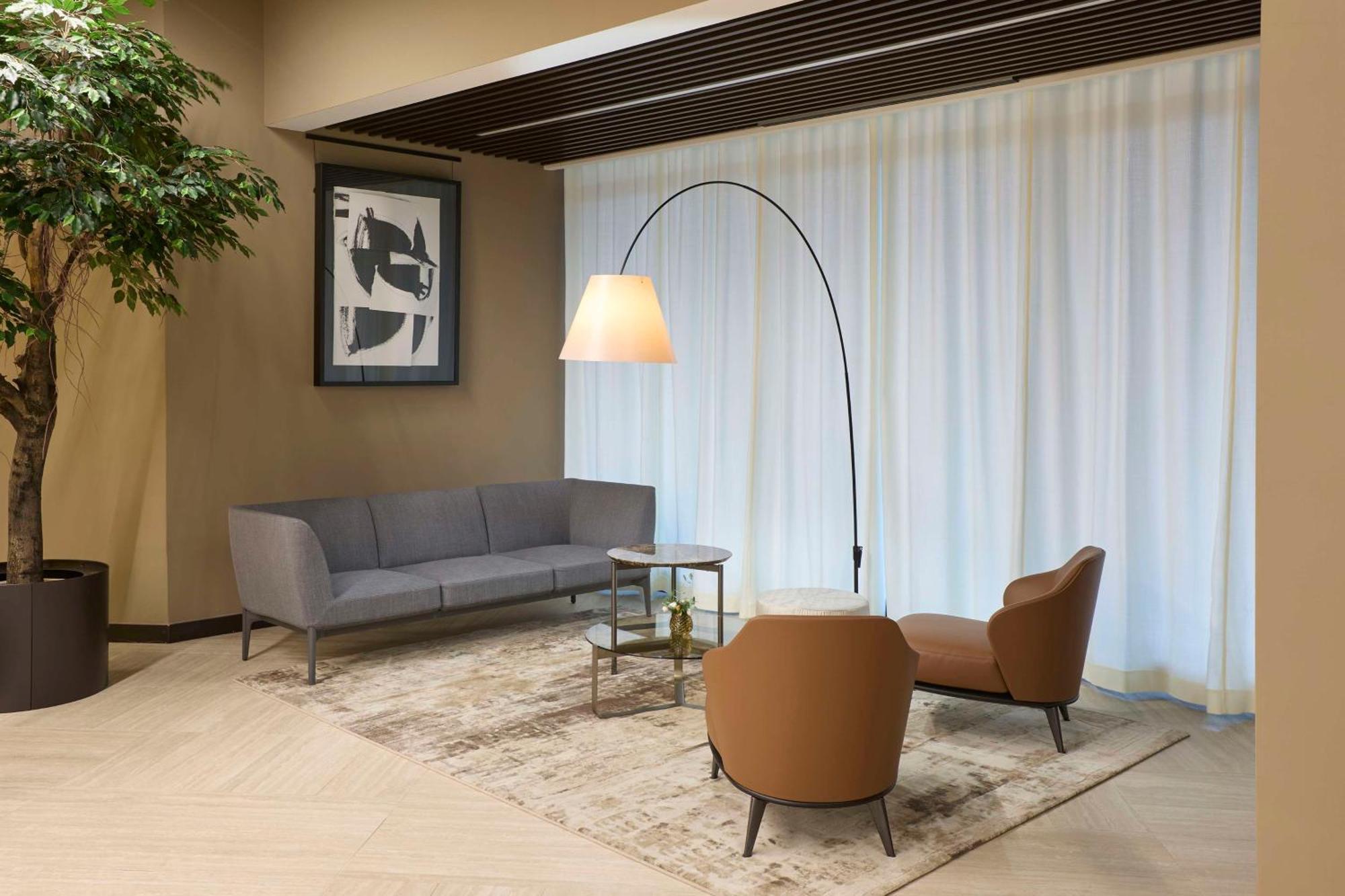 Radisson Blu Hotel, Bergamo Choruslife ภายนอก รูปภาพ