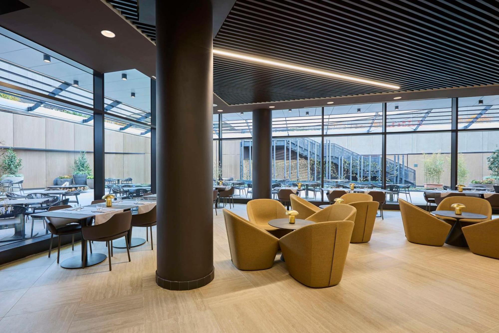 Radisson Blu Hotel, Bergamo Choruslife ภายนอก รูปภาพ