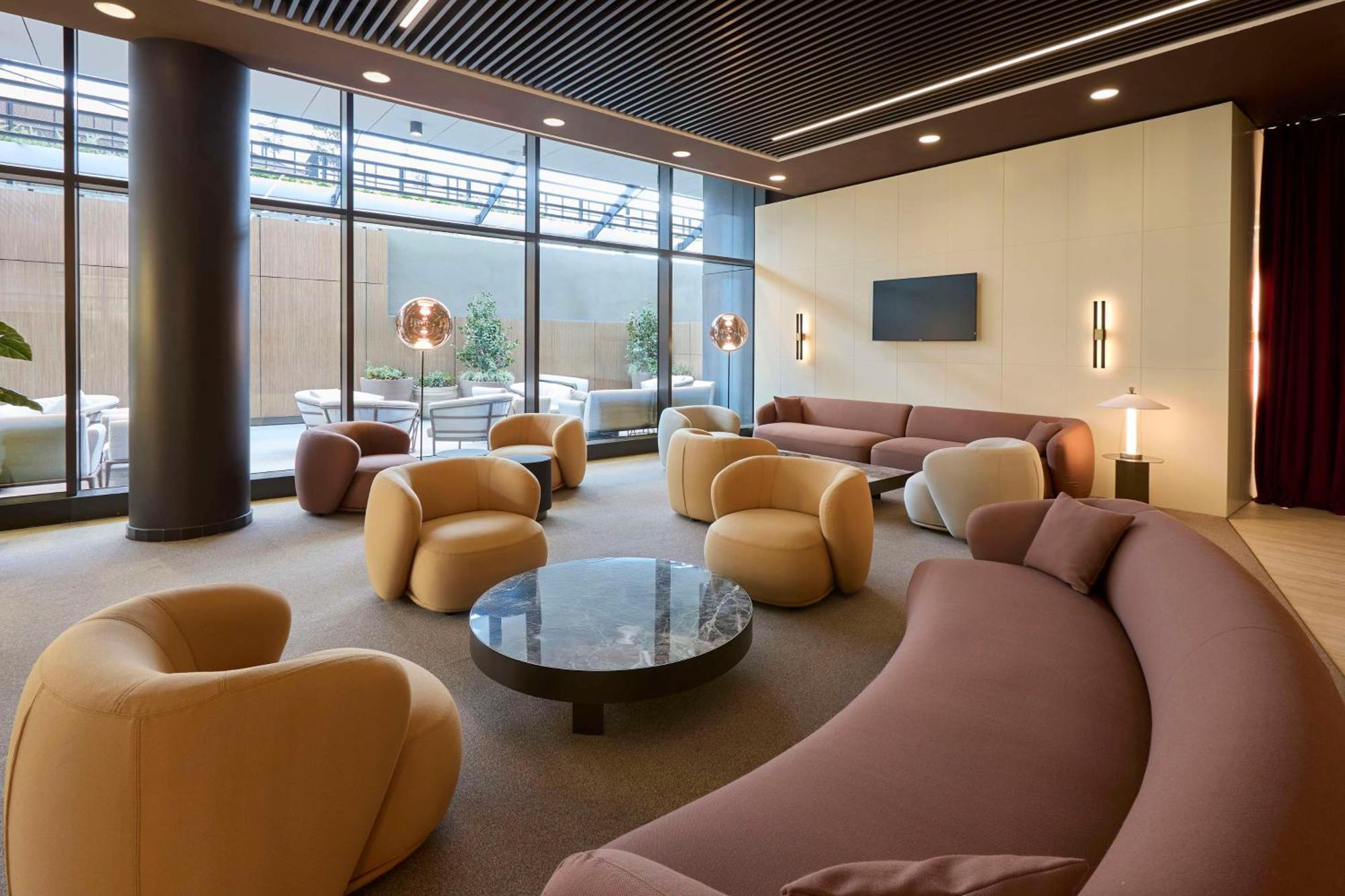 Radisson Blu Hotel, Bergamo Choruslife ภายนอก รูปภาพ
