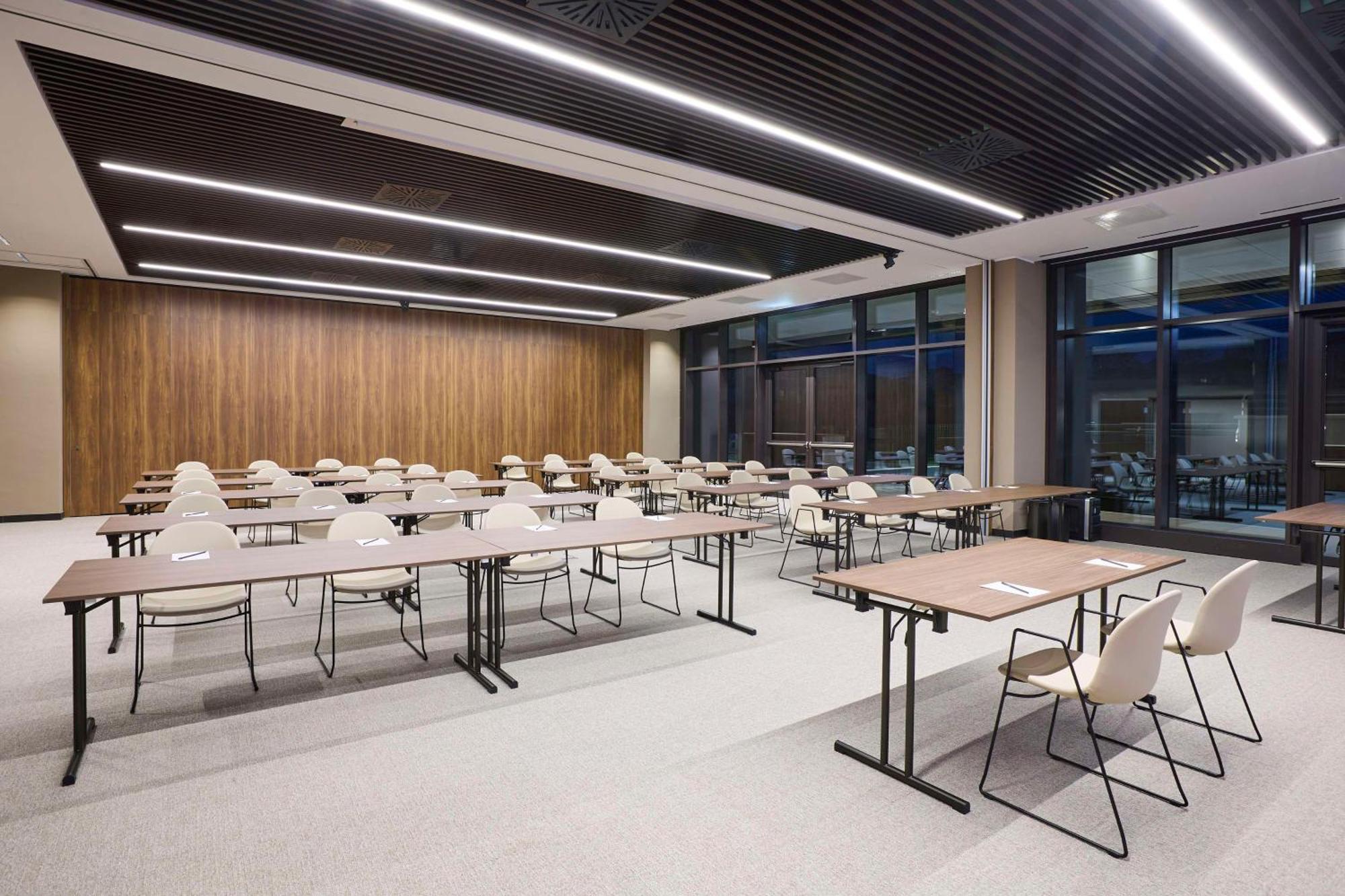 Radisson Blu Hotel, Bergamo Choruslife ภายนอก รูปภาพ