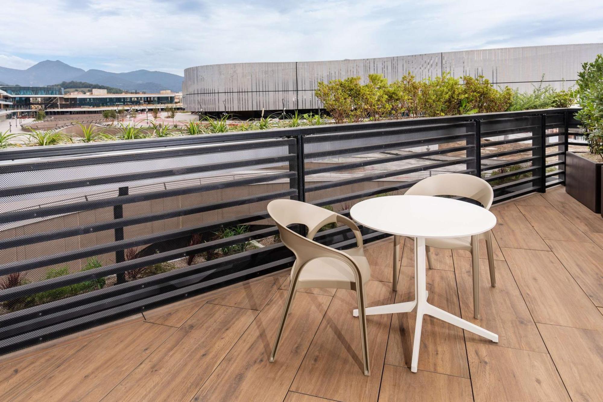 Radisson Blu Hotel, Bergamo Choruslife ภายนอก รูปภาพ
